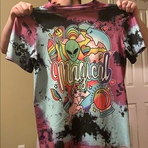 Magical tee